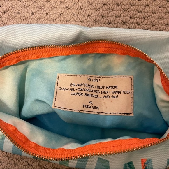 NWOT Pura Vida ‘Havana Good Time’ Makeup Bag in Blue Multi OS - Picture 9 of 11